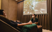 Wellness Tourism Cobain Pijat Sambil Nonton Netflix di AEON Mall Cikarang, Dipijat Sembari Menonton Drama Favorit
