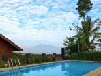 Inilah Villa dengan View Terbaik di Puncak Bogor, Nginap di Sini Pasti Puas Alias Bikin Betah dan Tenang Banget!