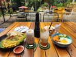 Resto Hutan Jati yang Adem dan Penuh Keindahan di Bogor, Tempat Makan Nyaman untuk Keluarga dan Anak dengan Playground Seru!