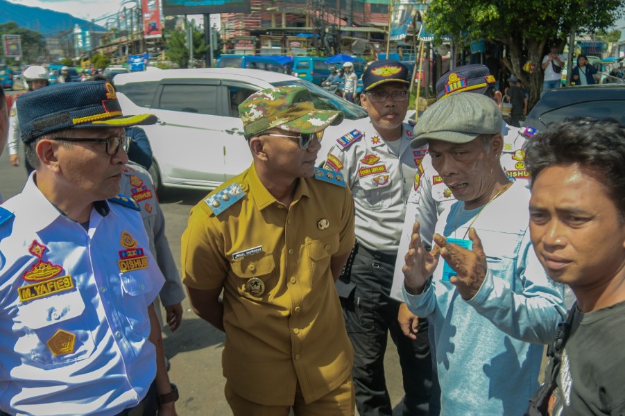 Semrawut dan Dipenuhi PKL Simpang Ciawi Bogor Bakal Ditata Ulang jadi Rapi!