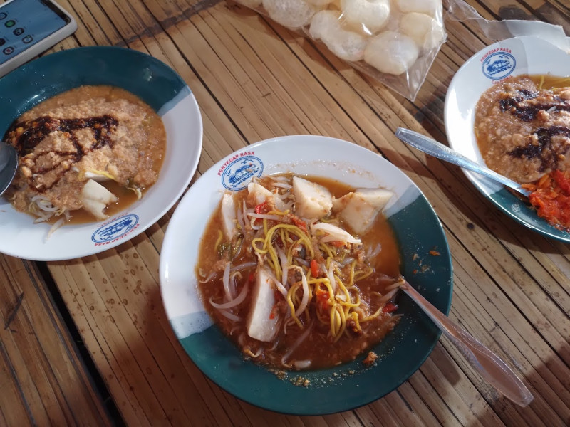 Toge Goreng Khas Bogor dengan Tungku Kayu Bakar! Bahkan Togernya Hasil Kebun Sendiri!