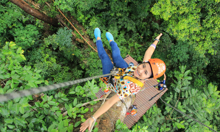 Bukan Cuma Ada di Bali, Wahana Zipline Ekstrem Ada di 3 Wilayah Ini, Berani Coba?