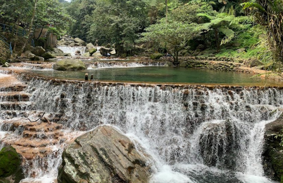 Ada Kolam Renang Alamai dari Mata Air di Kabupaten Bogor, Airnya Seger Dingin Alami dan Ada Tempat Camping Ground Namanya Lembah Tepus Bogor