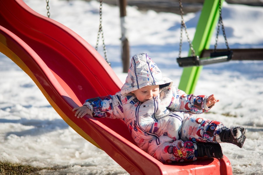 Wisata Salju Super Dingin di Bekasi, Anak-anak Dijamin Bisa Lupa Gadget Saat Libur Sekolah
