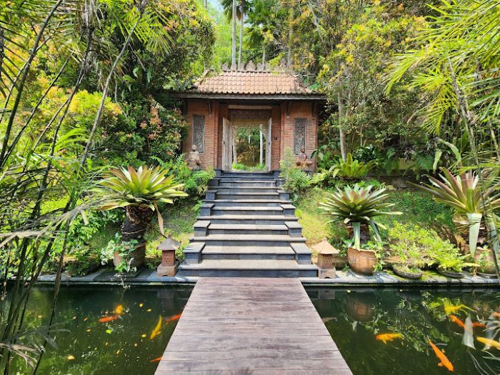 Inilah Surga Healing di Puncak Bogor, Suasananya Sunyi dan Syahdu Bikin Hati Tenang Serasa Tak Ada Masalah!