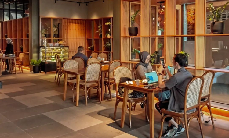 Rekomendasi Cafe WFC Friendly di Jakarta Selatan, Interior Elegan dan Estetik!