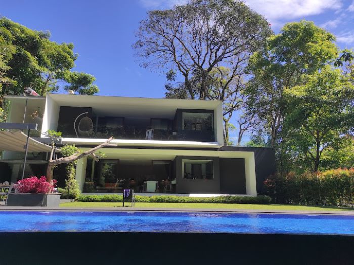 Villa Mewah di Lembang Bandung, Nginap di Sini Serasa Berada Dalam Mimpi Saking Bagusnya!