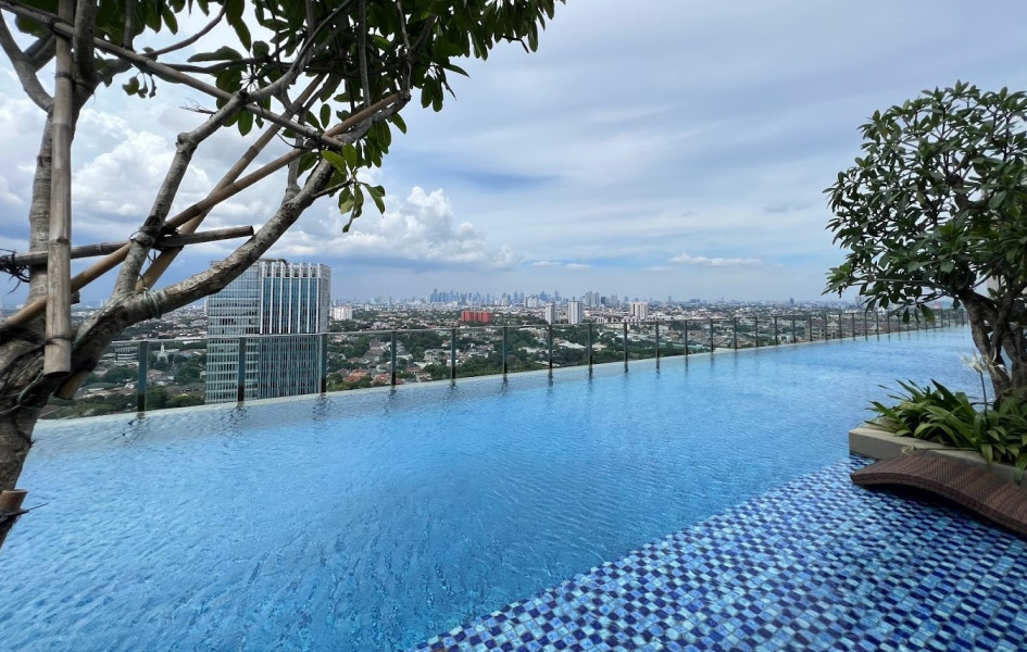 Ada Wisata Alternatif di Jakarta Cocok untuk Liburan Akhir Pekan, Cobain Sky Pool di Dua Tempat Ini