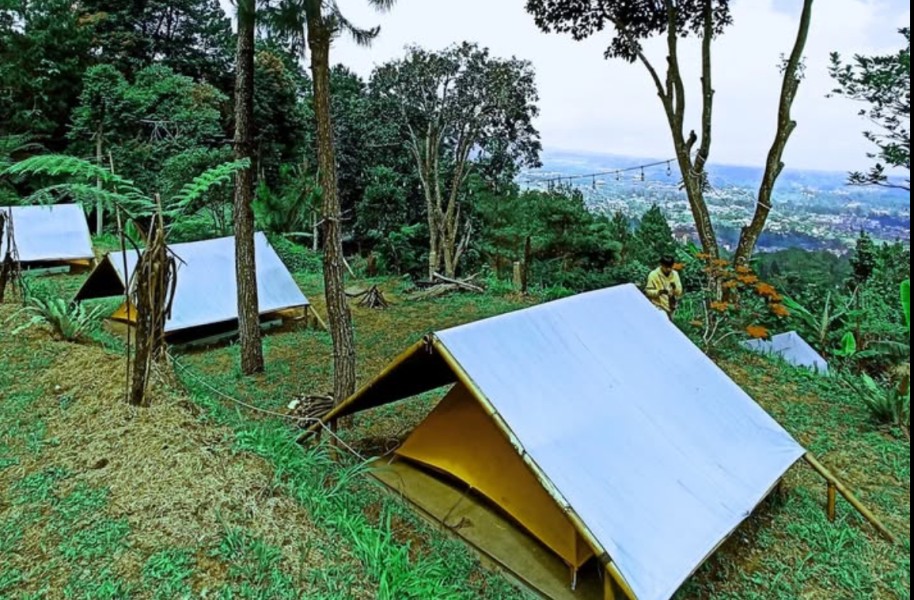 Tempat Camping Bogor Masih Baru dengan Pemandangan Memanjakan Mata, Langsung Ajak Sobi yuk!