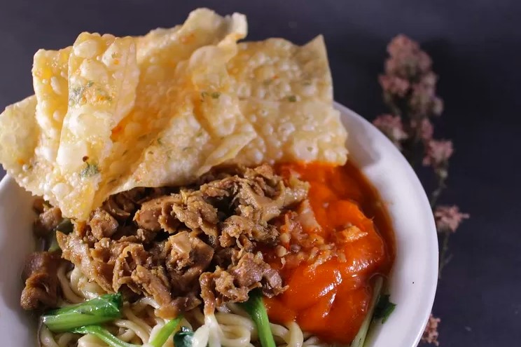 3 Tempat Mie Ayam Paling Enak di Bandung, Jangan Gak Mampir Kalau ke Bandung