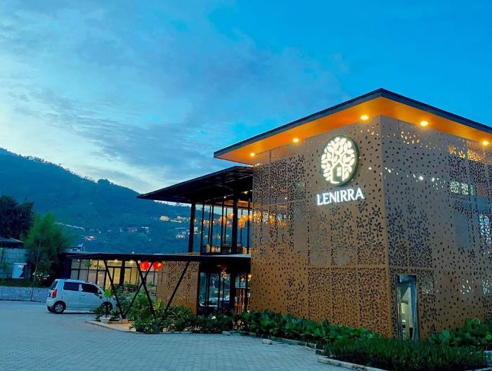 10 Cafe dan Resto di Puncak Bogor dengan Pemandangan Indah Bikin Mata Tak Berhenti Berkedip