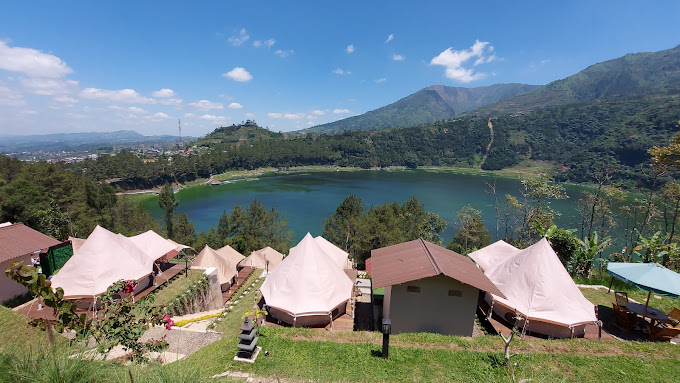 3 Jam dari Jogja, Kamu Bisa Menginap di Atas Awan dengan Fasilitas Mewah Bak Hotel Bintang 5