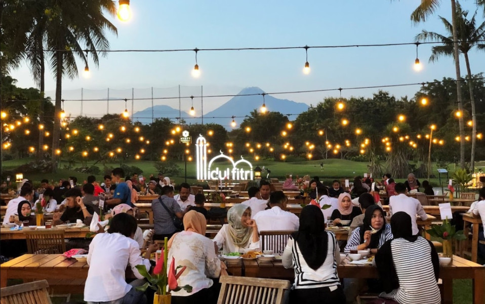 Bukber Unik Buka Puasa Outdoor Ada Nuansa Alam Natural, Ada di Hyatt Regency Yogyakarta, Obelix Sea, Yellow Star Hotel, Menoreh Dreamland dan Padiku Eatery