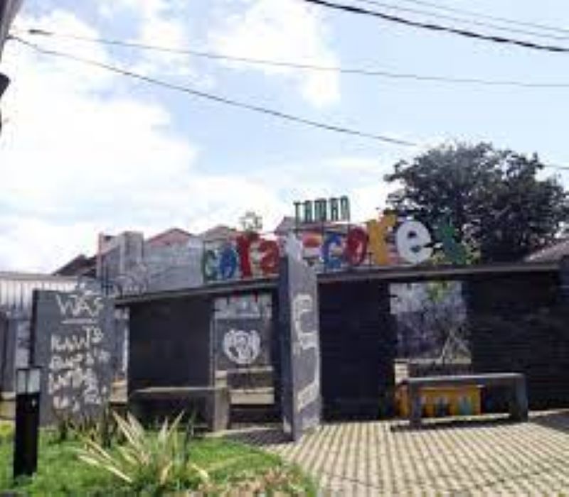 Wisata Taman Corat Coret Kota Bogor Nongkrong Ditemani Lukisan Mural Spot Unik untuk Foto