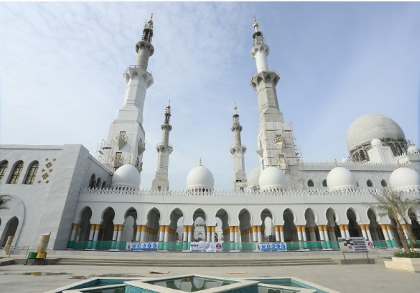 Mengunjungi Masjid Termegah di Solo, Berasa Lagi Wisata Religi ke Timur Tengah