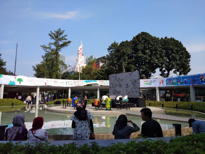 Selalu Ramai! 5 Wisata Nol Rupiah di Jakarta, Berlama-lama di Sini Bikin Mood  Bagus Banget!