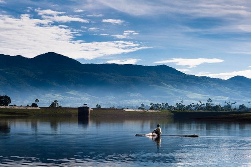 Jangan Cuma Bulak-balik ke Lembang, Ini Dia Danau Terindah di Bandung: Semua Aktivitas Reskreasi Bisa Dilakukan di Sini