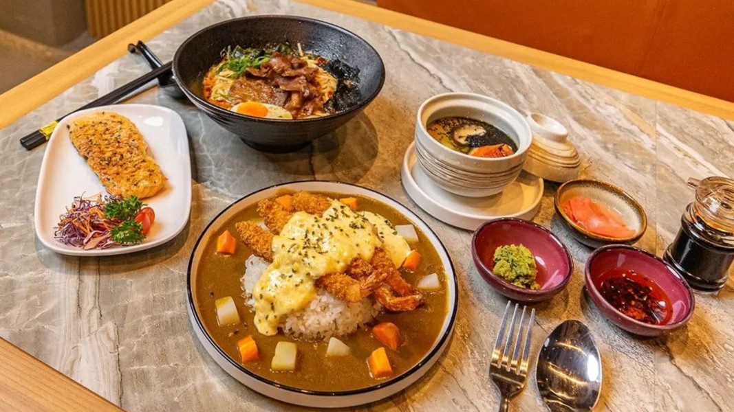 Hidden Gem Bogor, Ada Restoran Jepang Estetik yang Sajikan Ramen Enak, Semua Menunya Halal Loh!