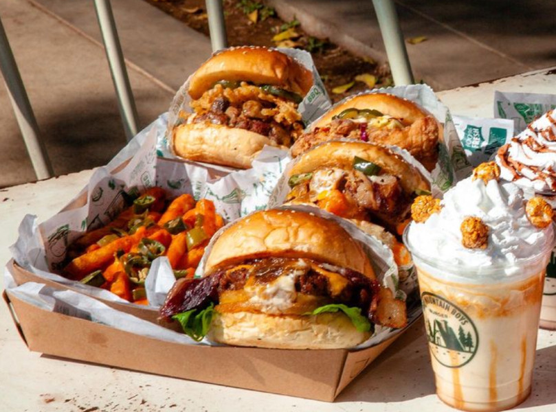BBQ Mountain Boys Burger, Wisata Kuliner yang Wajib Dicoba Saat ke Paskal Hyper Square Bandung