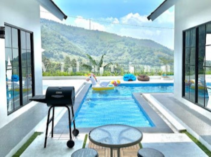 Inilah Surganya Villa di Puncak Bogor, Gunung Salak di Depan Mata Bikin Betah Nggak Mau Cepat-cepat Pulang!