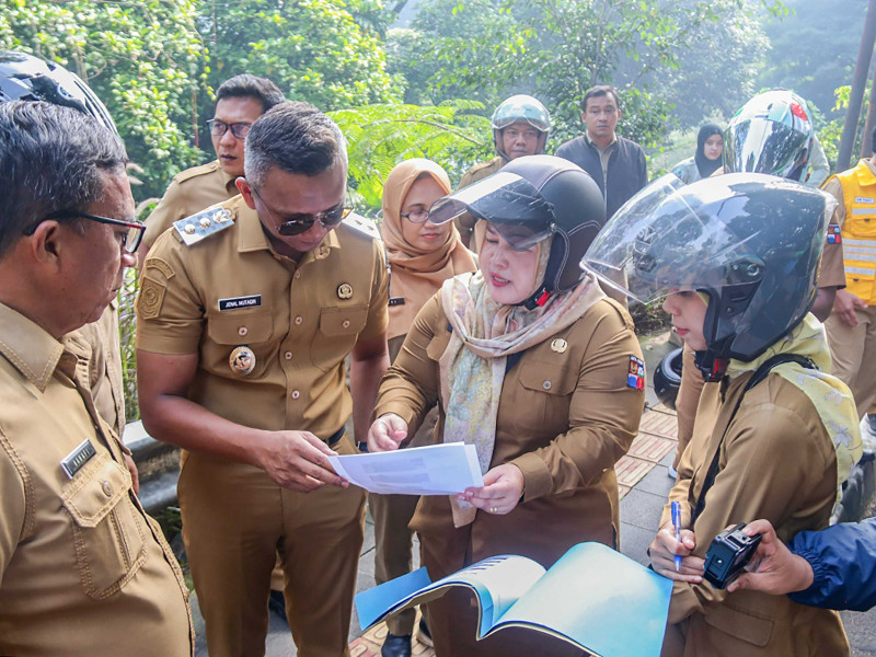 Perintah Prabowo! Wakil Wali Kota Bogor Inspeksi Penataan Baliho dan Infrastruktur Jalan Protokol