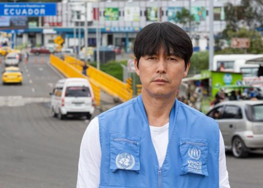 Jung Woo Sung Minta Maaf di Dragon Blue Awards, Singgung Bakal Jadi Ayah Terbaik