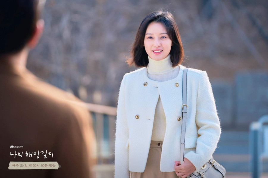 Gak Cuma Queen of Tears, Ini 5 Drama Korea Populer yang Dibintangi oleh Kim Ji Won