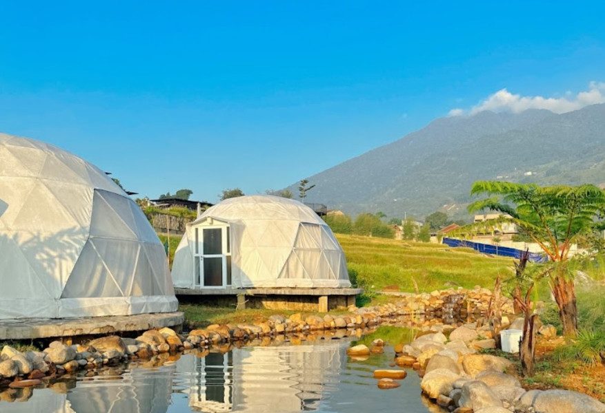 Review Lengkap Lenirra Glamping Bogor, Glamping Instagramable dengan Pemandangan Sawah dan Gunung Salak