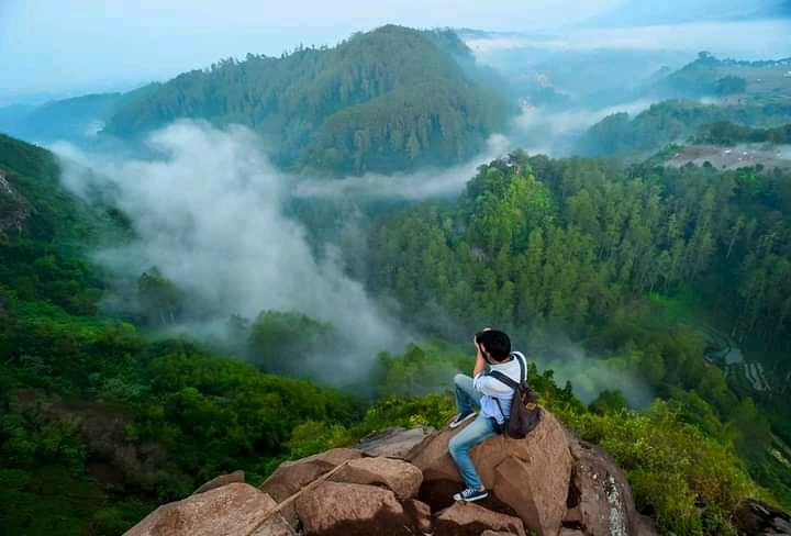 10 Destinasi Wisata Populer di Bandung Barat, dari Alam Sampai Spot Nongkrong Terkenal