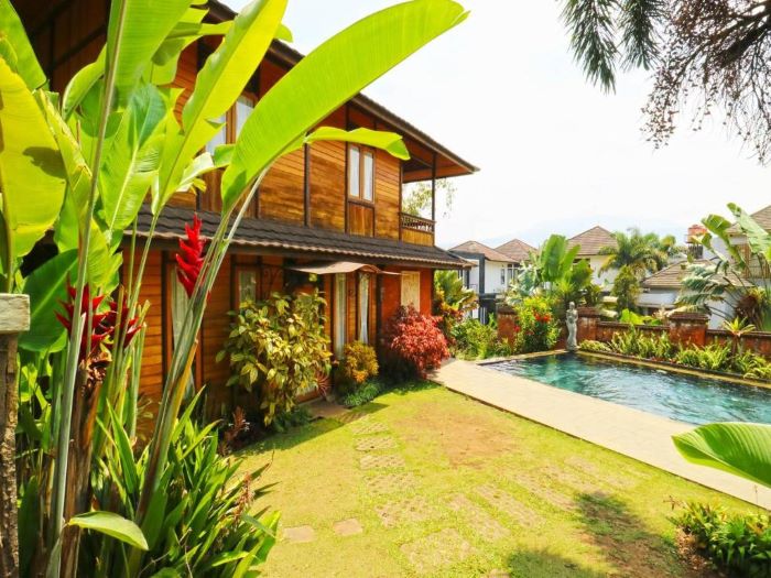 Villa untuk Liburan Murah di Lembang Bandung Arsitektur Bangunannya Mewah dan Elegan!