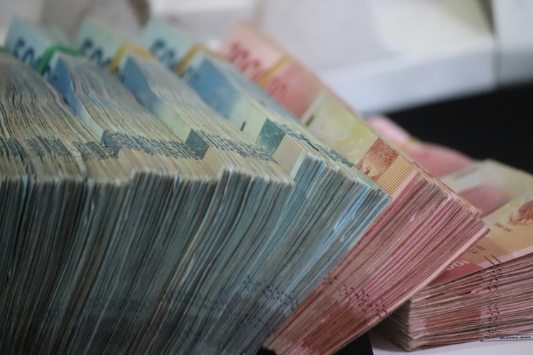 UMK 2025 di Kabupaten Semarang, Temanggung, dan Kendal jika UMP Naik 6,5 Persen