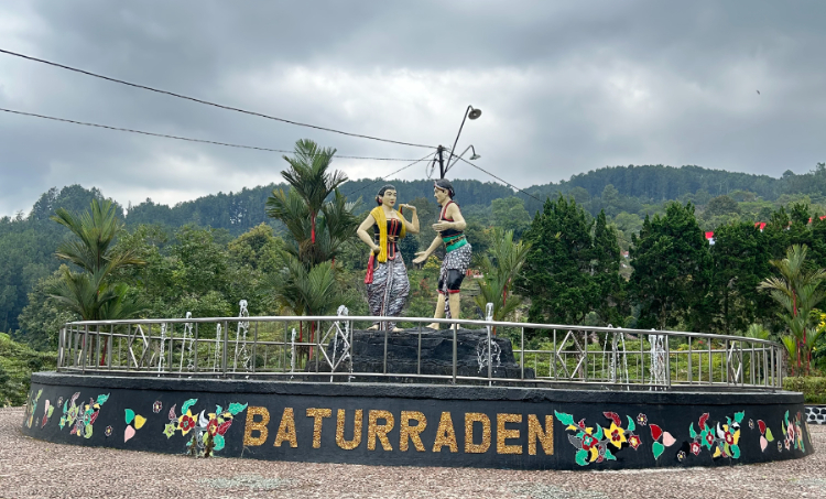 Review Wisata Alam Batudaren di Banyumas, Cocok Buat Hiking Sekaligus Healing!