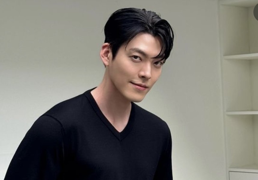 Kim Woo Bin Tetiba Tampil dengan Rambut Pirang dan Belah Tengah, Malah Disebut Jamet