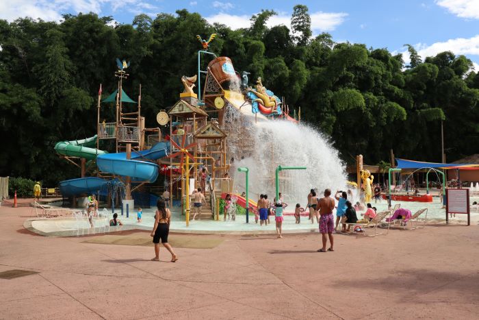 Wisata Waterboom Tangerang Fun Park Permata Harga Irit Area Bermainnya Luas, Pasti Puas Main Air!