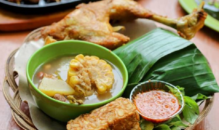 Tempat Makan Nasi Timbel di Bogor yang Jaraknya Dekat dengan Stasiun