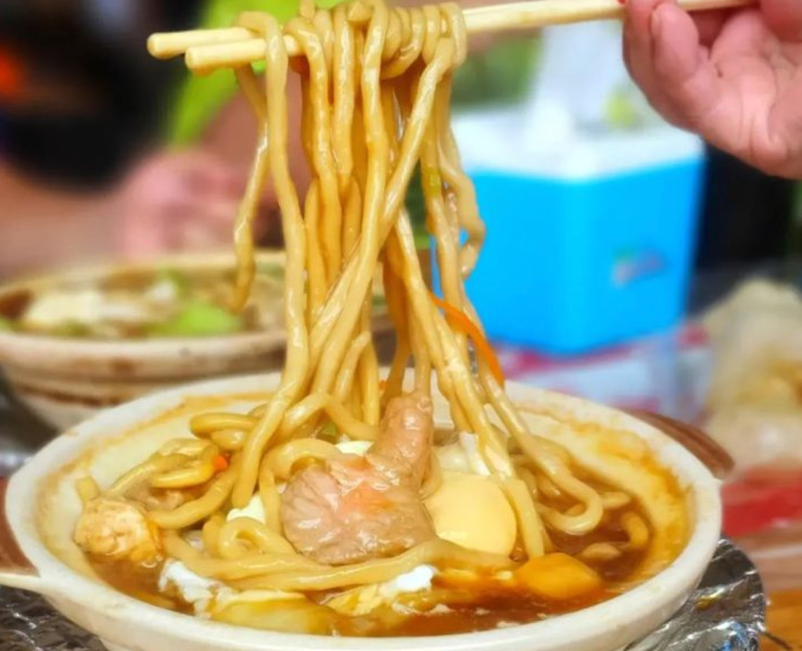 Sapo Mie Acek Ameng, Kuliner Bogor Mirip Udon Pakai Kuah Khas yang Wajib Dicobain!