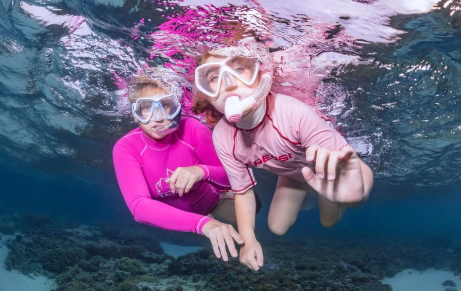 Desa Lihunu Surga Tersembunyi di Maluku dengan Savana, Pantai dan Budaya Lokal, Destinasi Snorkeling dan Diving