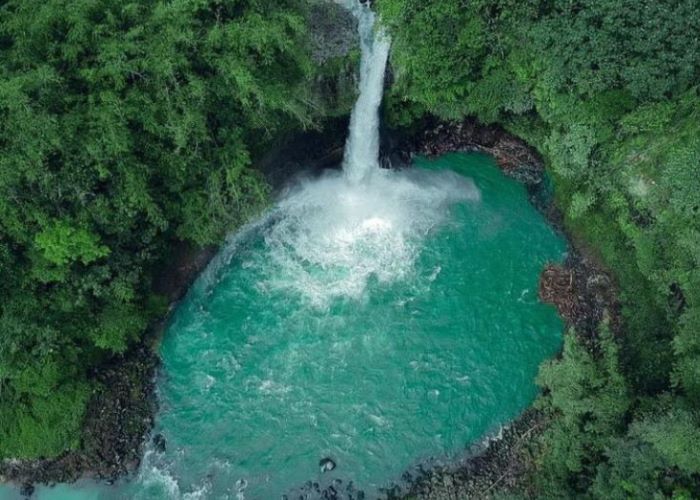 5 Wisata Curug di Bogor Pemandangan Indah Udara Sejuk Bikin Betah