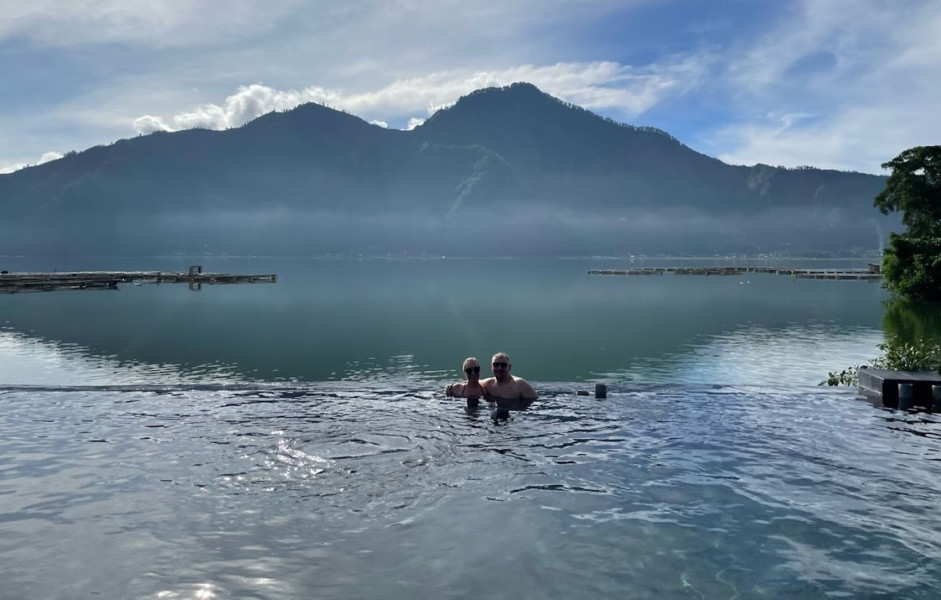 3 Pemandian Air Panas Kintamani Bali Ini Langganan Bule-Bule, View Langsung Menghadap Danau Batur