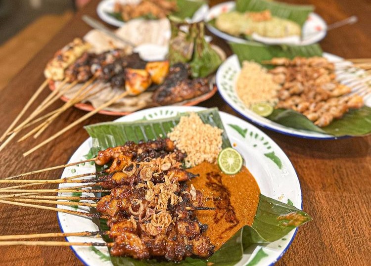 Sate Taichan Legendaris di Bogor Harga Ekonomis Rasa Boleh Diadu Enak Pol!